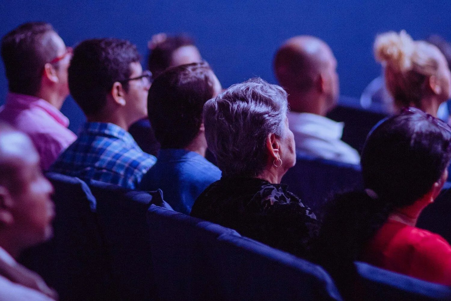How to organise a paid conference: budget, speakers and ticket sales