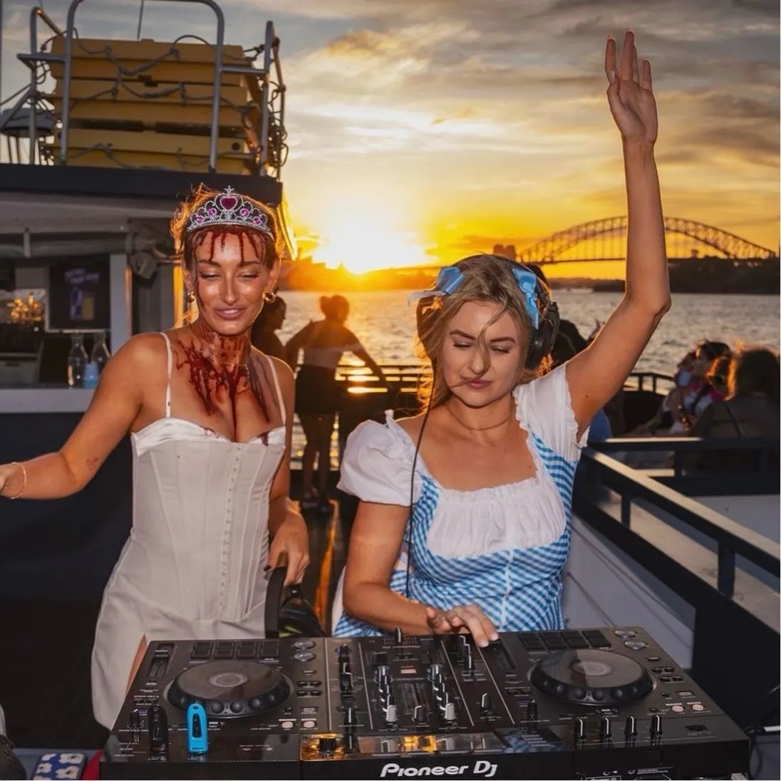 ⛴️ CASA DEL SOL 🌞