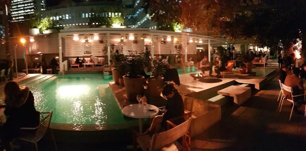 THINK FWRD DJ sets at IVY 