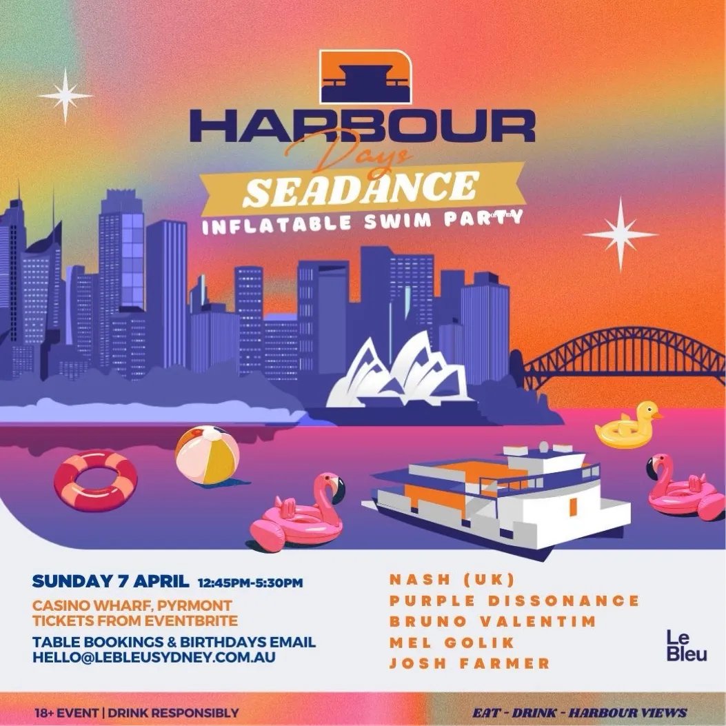 Infltable boat party