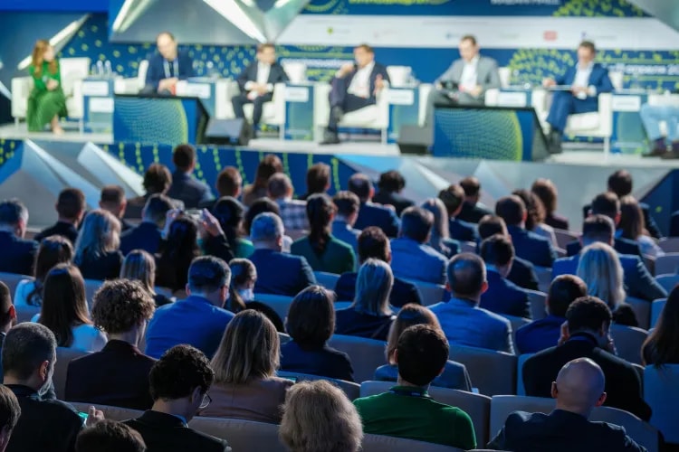 How To Market Conferences in 2026 — Strategies That Work
